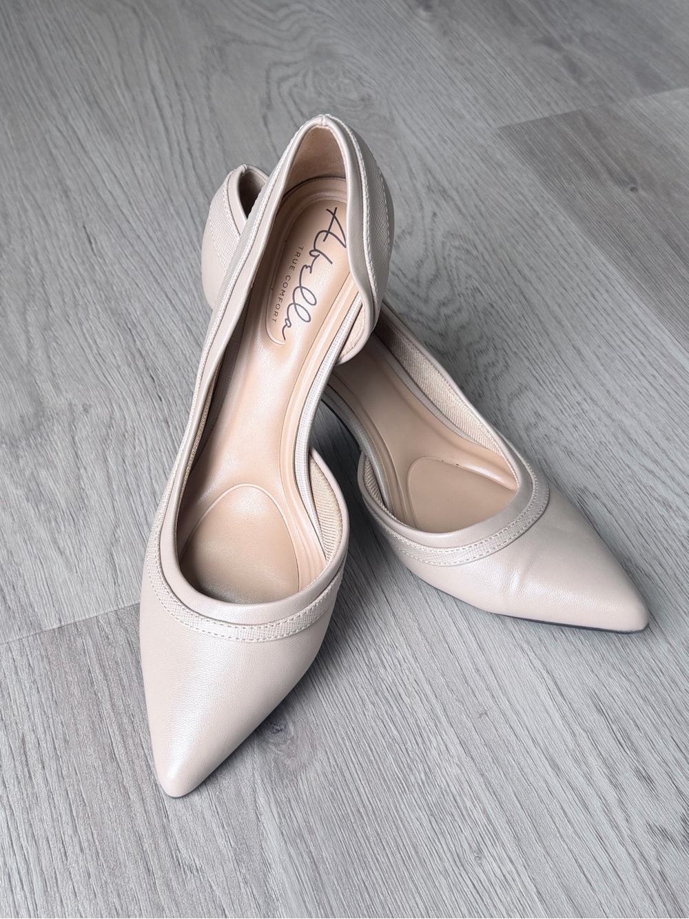 Abella Women's Pointed 2” High Heels - Light Beige (7.5)